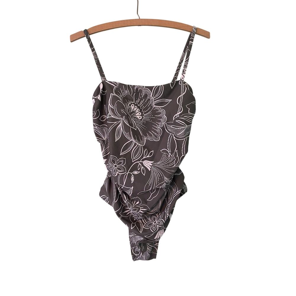 Cupshe Women's One Piece Swimsuit V Neck Swimwear Army Green Floral Medium